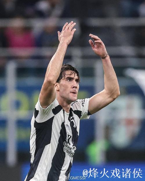 泽林斯基：伤病影响下，我未能在国米达到巅峰状态